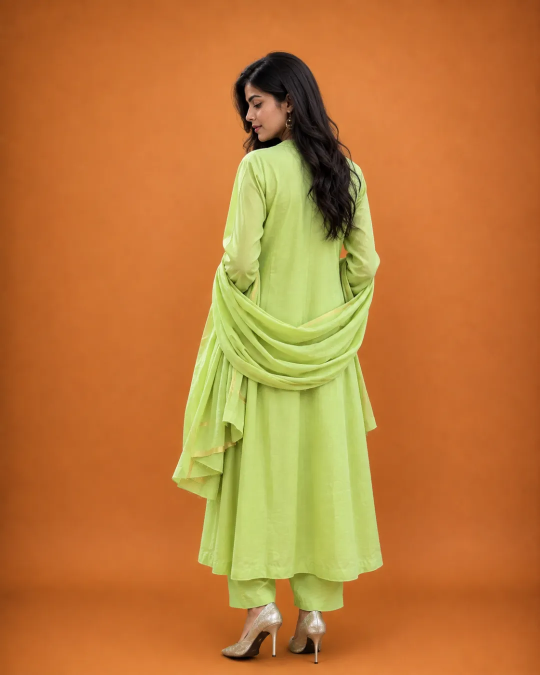 Pistachio Silk Suit Set - Image 4